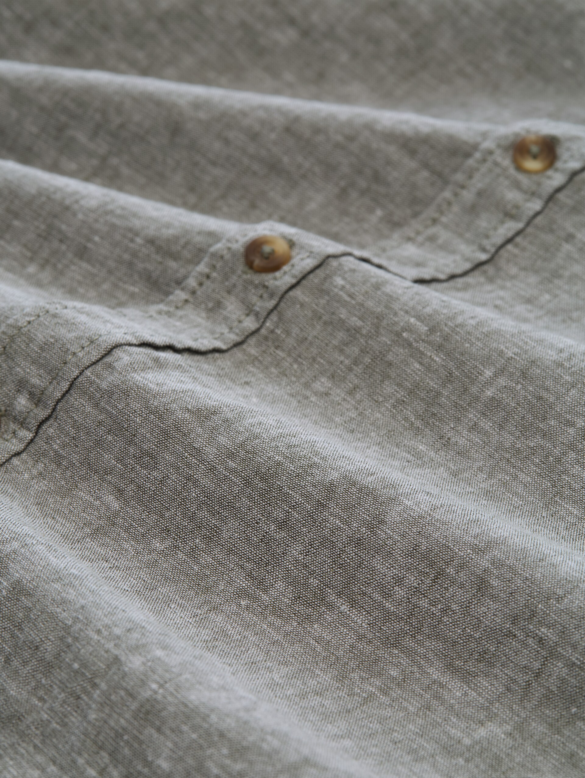 Chemise coupe classique avec mélange de lin - faded leaf green chambray - Vue de la matière