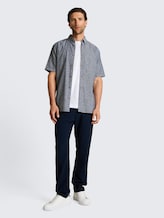 Regular Fit Kurzarmhemd mit Leinenanteil - navy design - Model-Vorderansicht