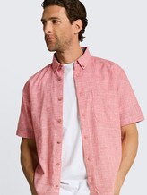 Regular Fit Kurzarmhemd mit Leinenanteil - chili orange check - Detail-Model-Ansicht