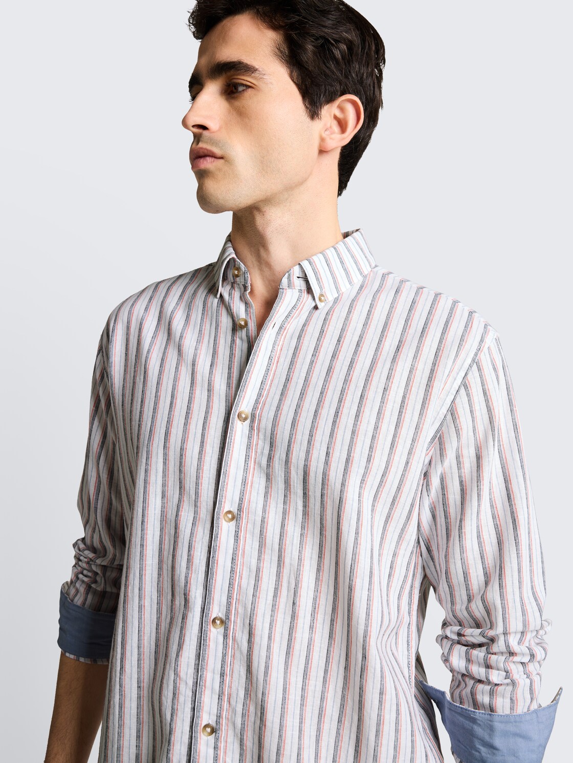 Regular Fit Kurzarmhemd mit Leinenanteil - white multicolor stripe - Detail-Model-Ansicht