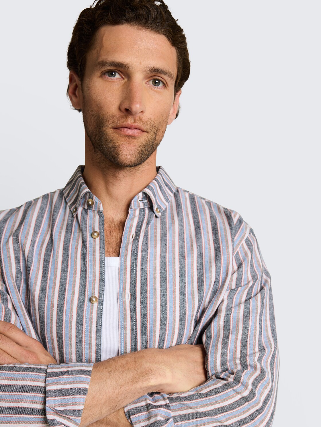 Regular Fit Kurzarmhemd mit Leinenanteil - blue multicolor stripe - Detail-Model-Ansicht