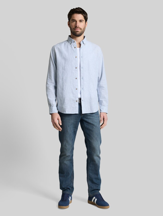 Regular fit shirt with linen content by Men, bleeched blue white stripe