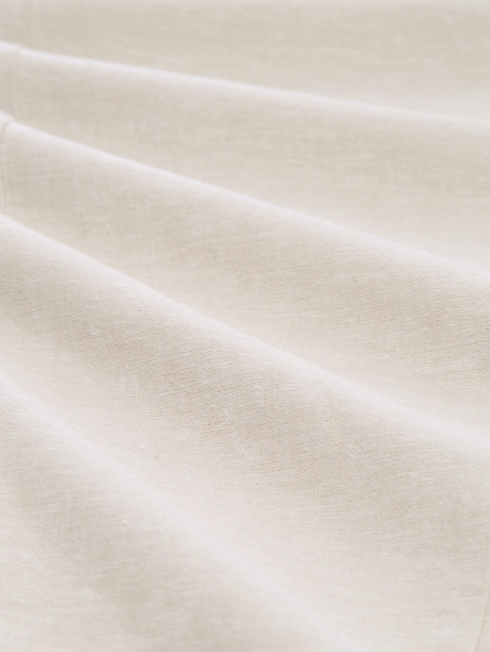TTREGULAR chino shorts with linen blend - cashew beige chambray - Material view