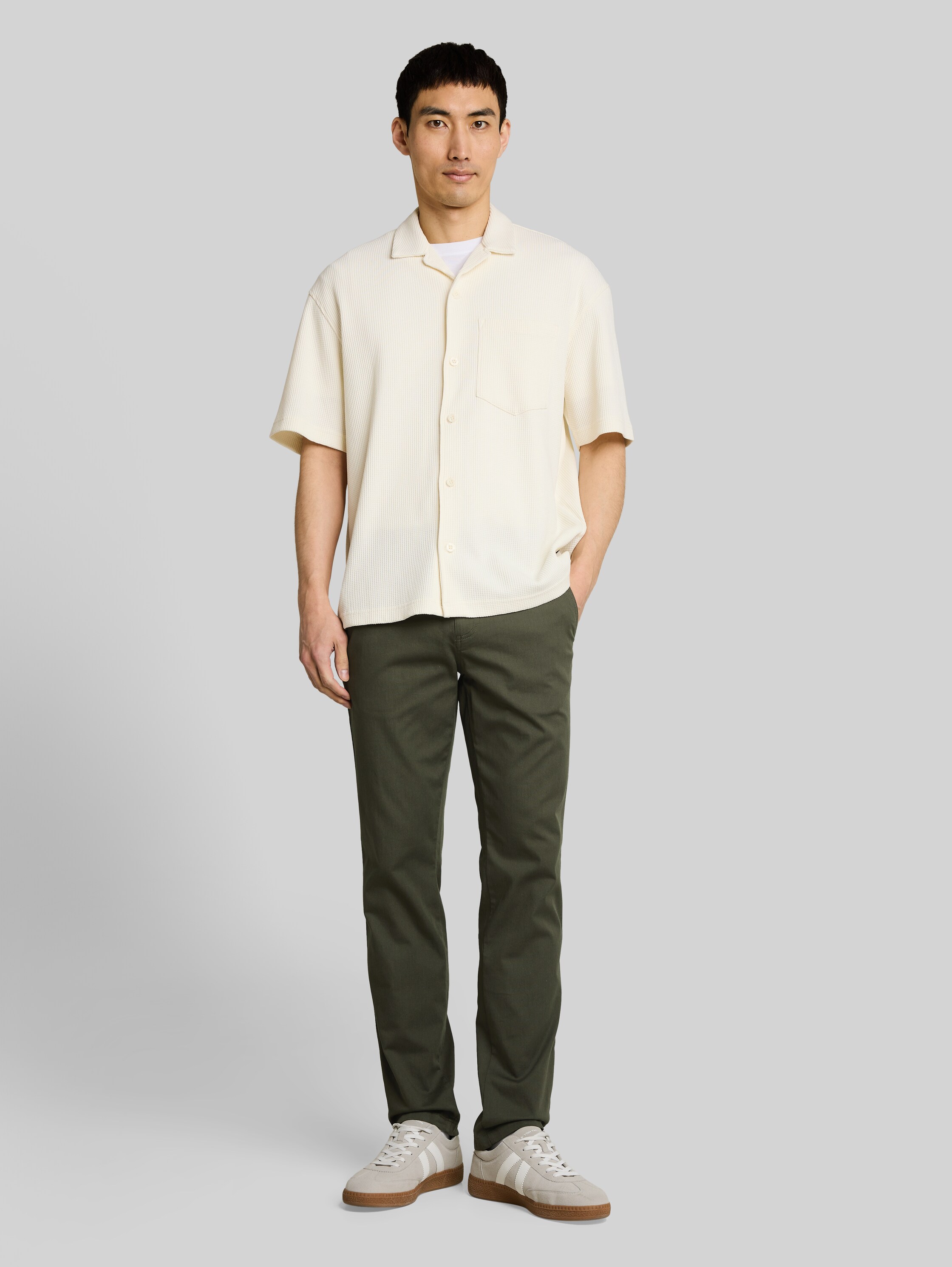 Straight чино панталони Ultralight Regular