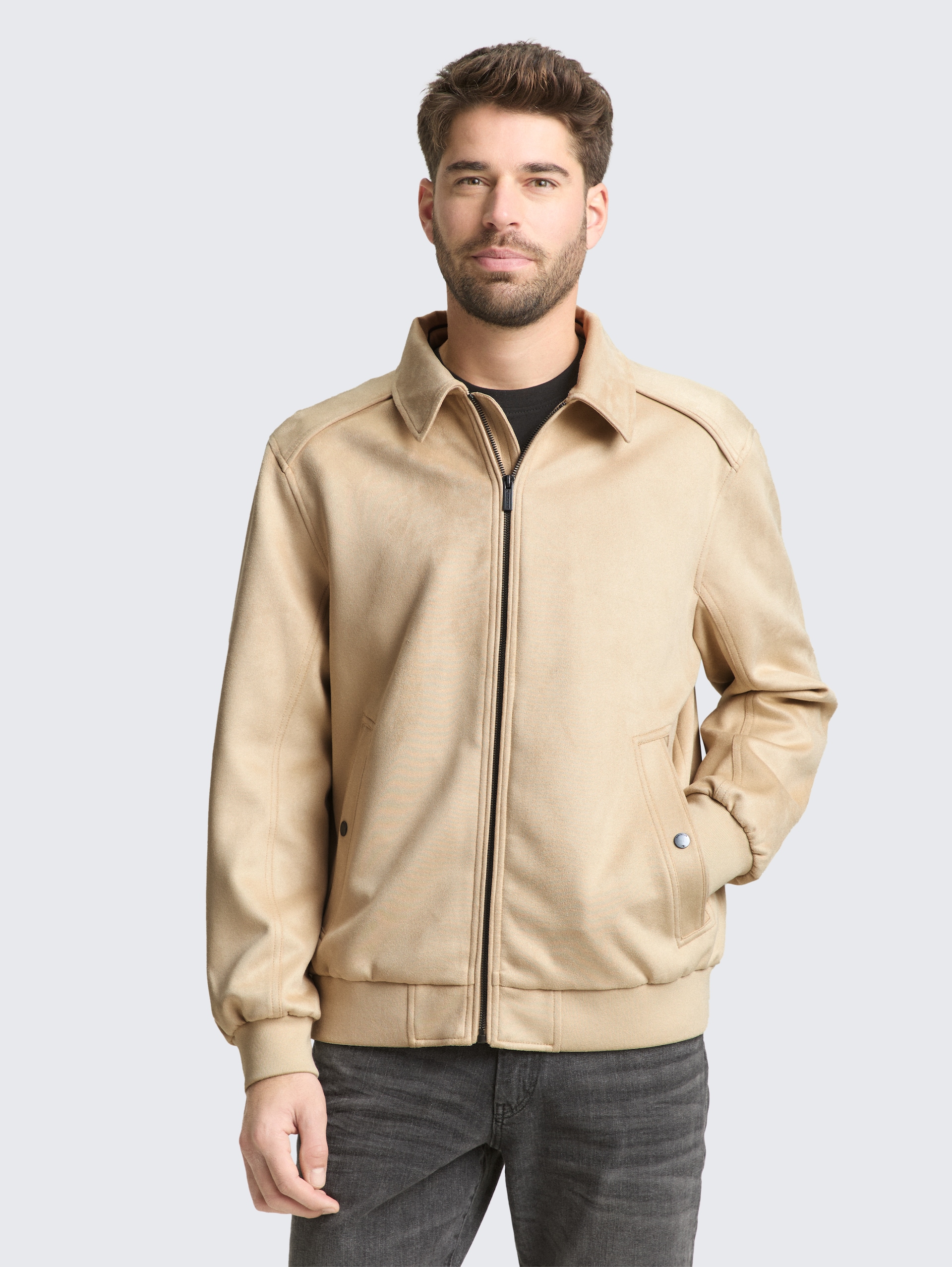 Jacke in Wildleder-Optik - Cashew Beige - Model-Vorderansicht
