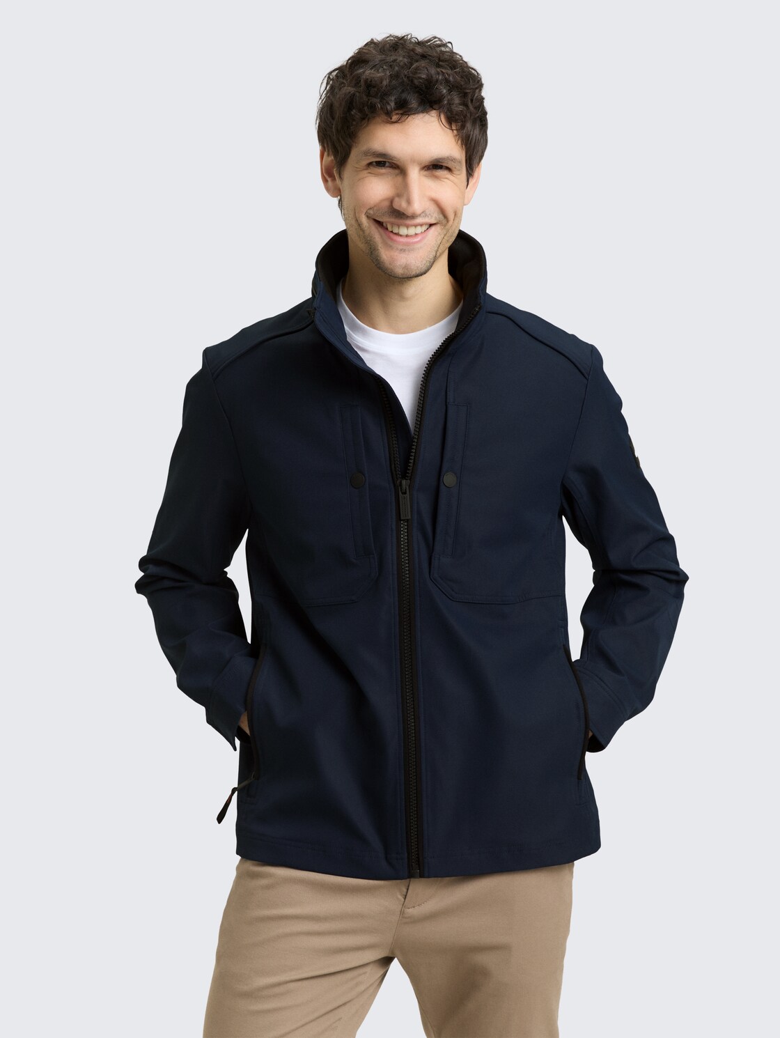 Übergangsjacke aus wasserabweisendem Material - sky captain blue - Model-Vorderansicht