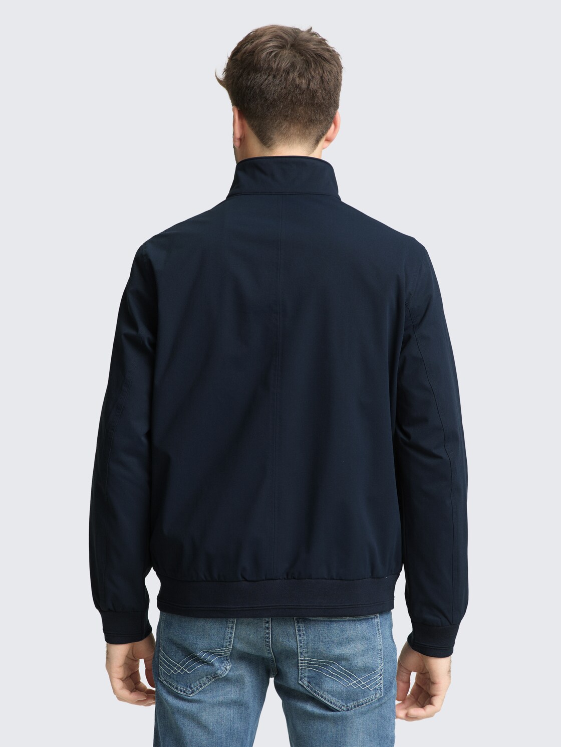 Harrington Jacke aus wasserabweisendem Material - sky captain blue - Model-Rückansicht