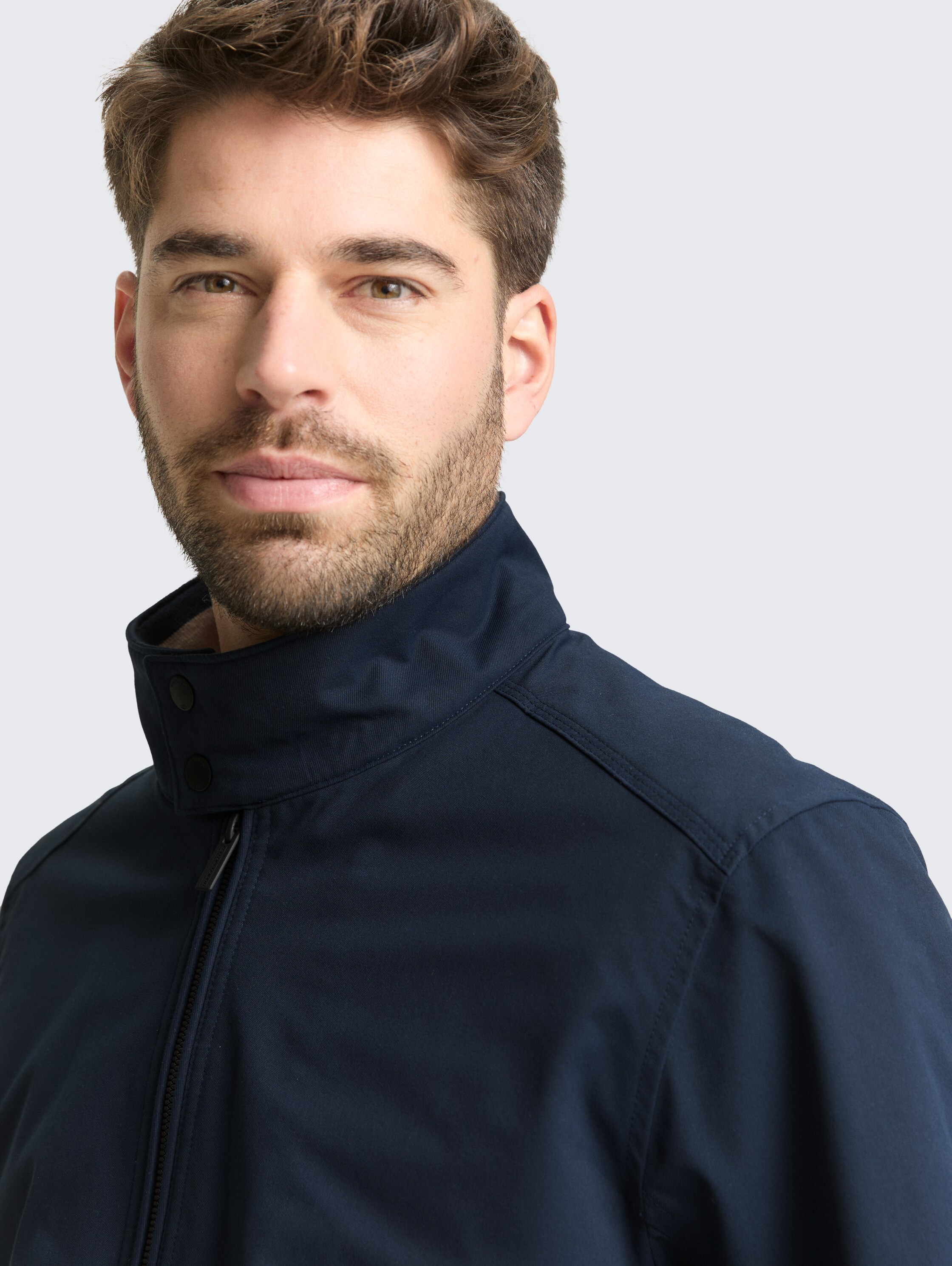 Harrington Jacke aus wasserabweisendem Material - sky captain blue - Detail-Model-Ansicht