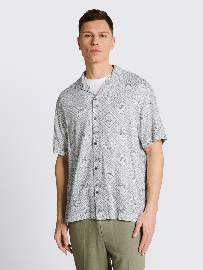 Relaxed Fit Resort Hemd mit Leinenanteil von Denim Male, green white tropical print