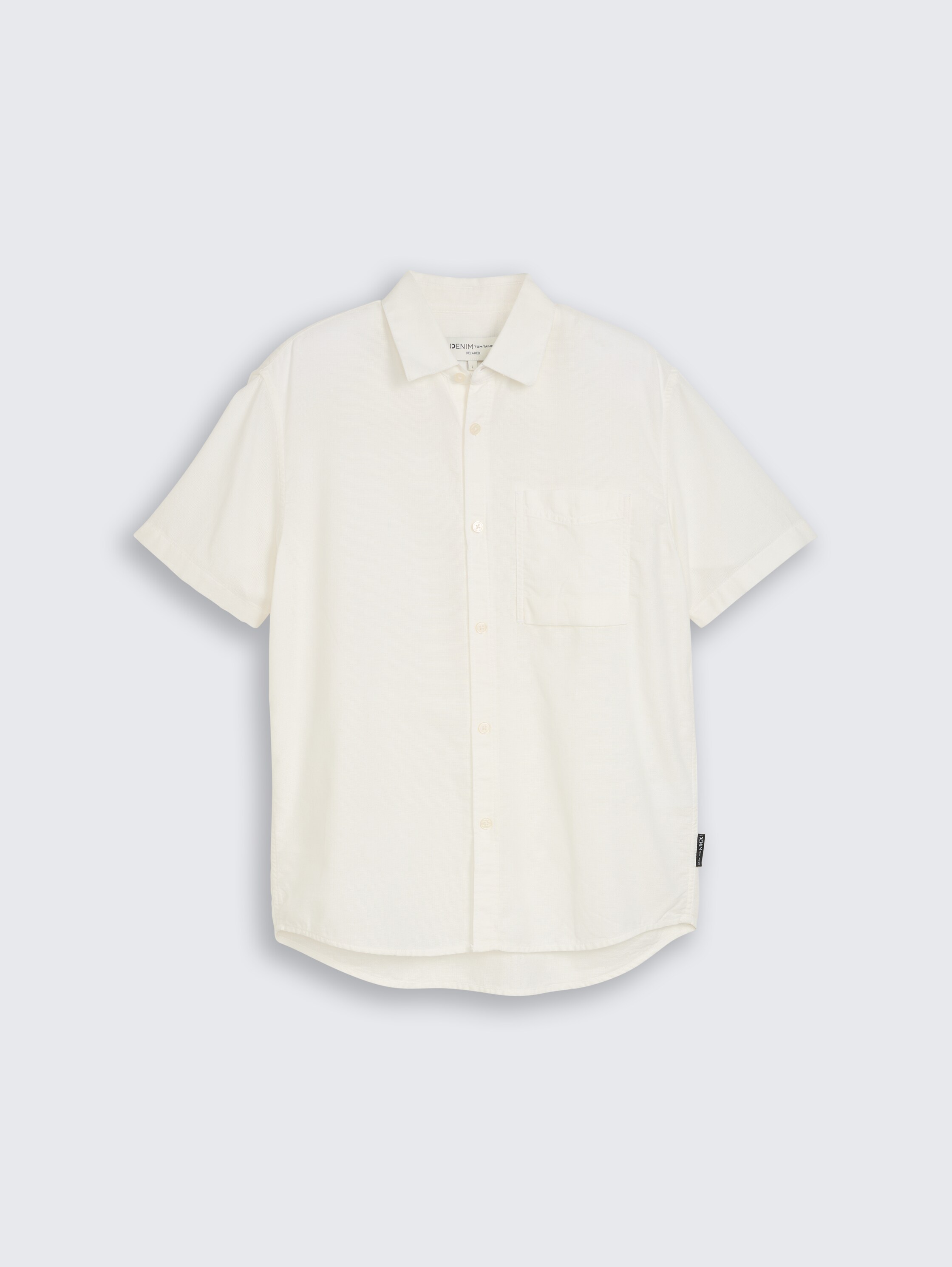 Relaxed fit short sleeve shirt with breast pocket - White - Front product view