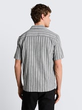 Resorthemd met relaxte pasvorm en linnenmix - black greyish stripe - Neklijn model-achteraanzicht
