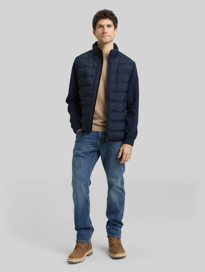 Veste hybride légère à col montant par Men, sky captain blue