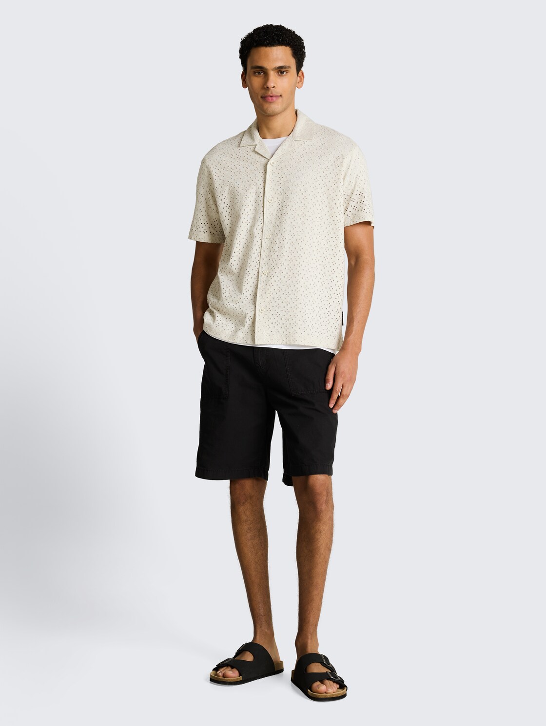 TTLOOSE Carpenter-Shorts - Black - Model-Vorderansicht