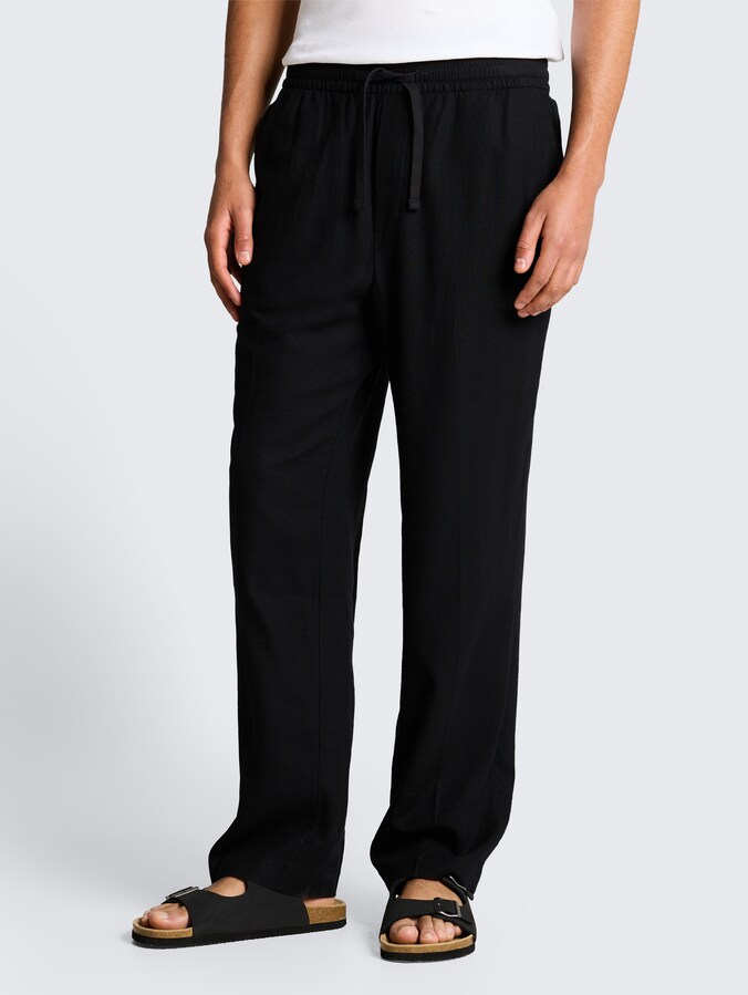 TTLOOSE Hose mit Leinenanteil von Denim Male, Black