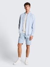 TTREGULAR chino shorts with belt - smart light blue - Model front view
