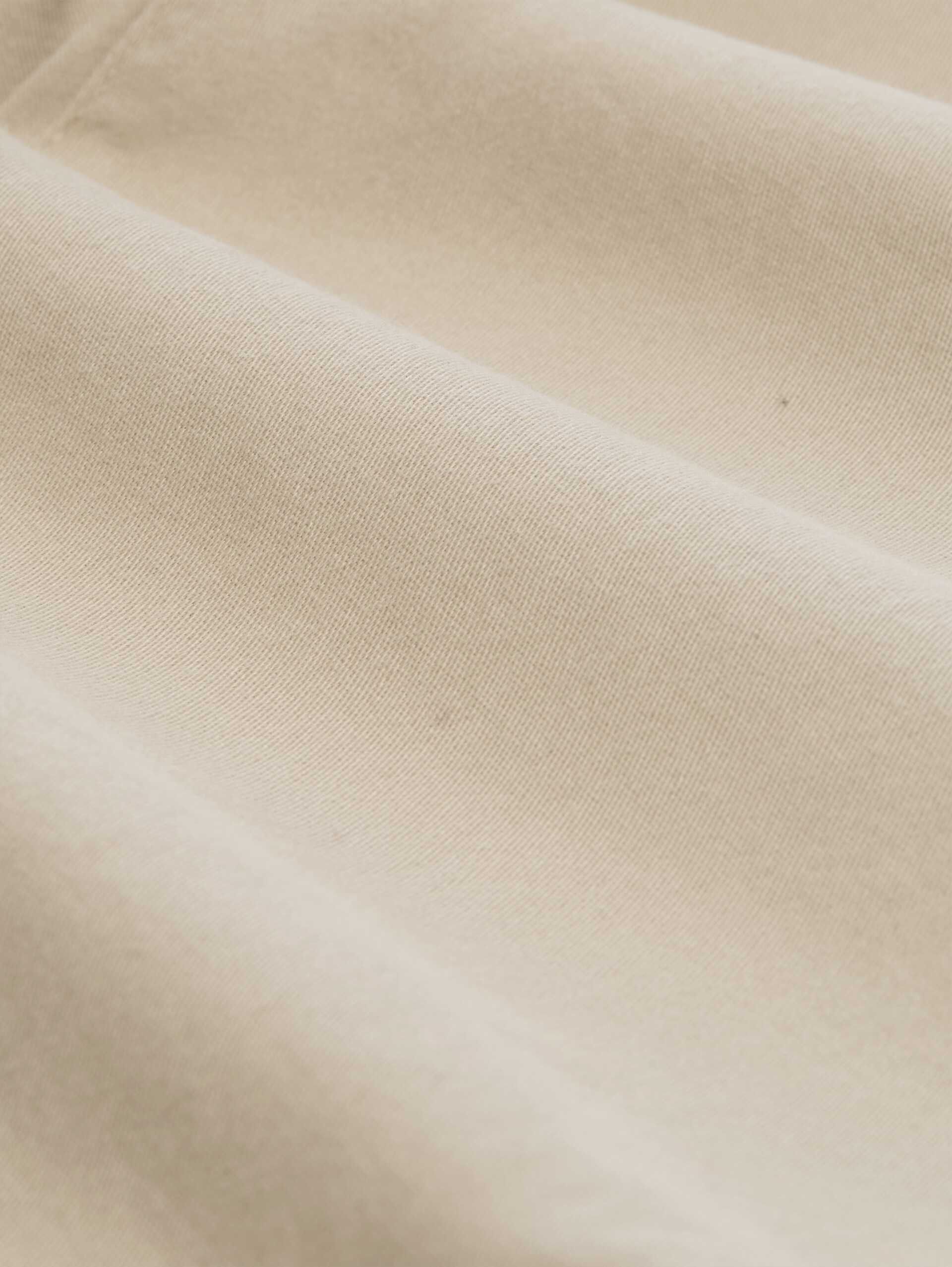 TTSLIM Chino Shorts - Cashew Beige - Material-Ansicht