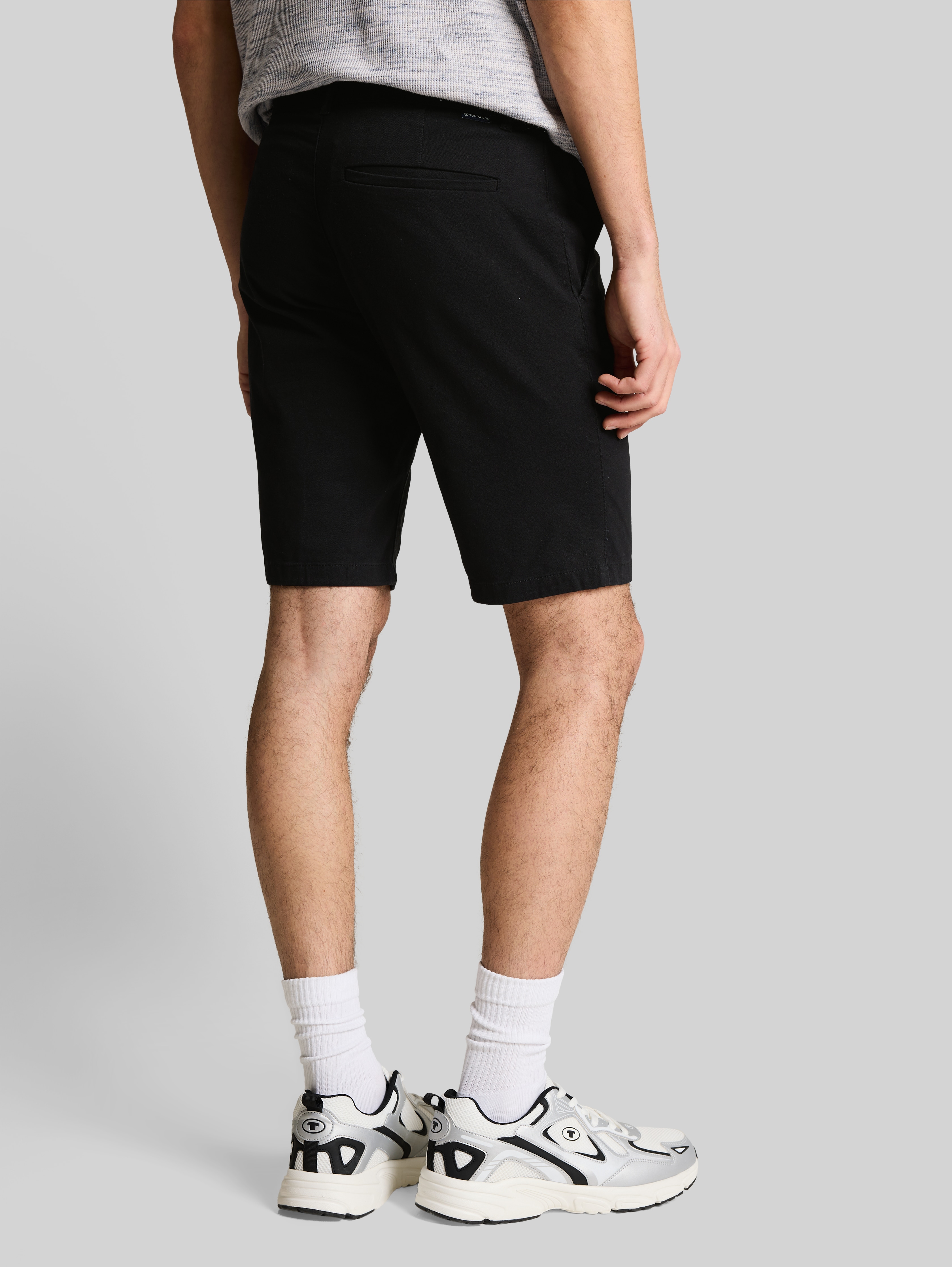 TTSLIM Chino Shorts in black by Tom Tailor