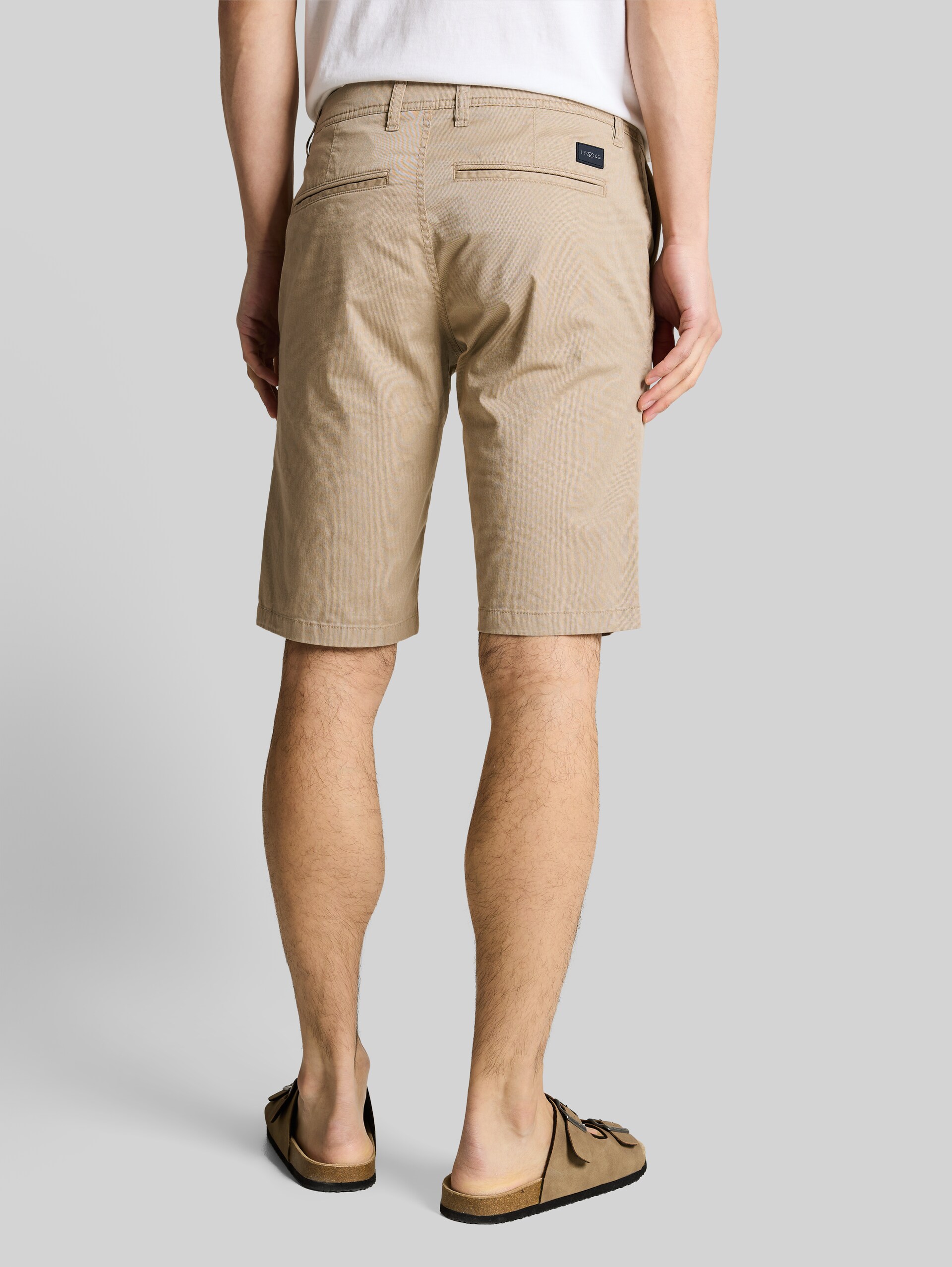 TTSLIM Chino Shorts - beige mini geometric print - Neckline model-back view