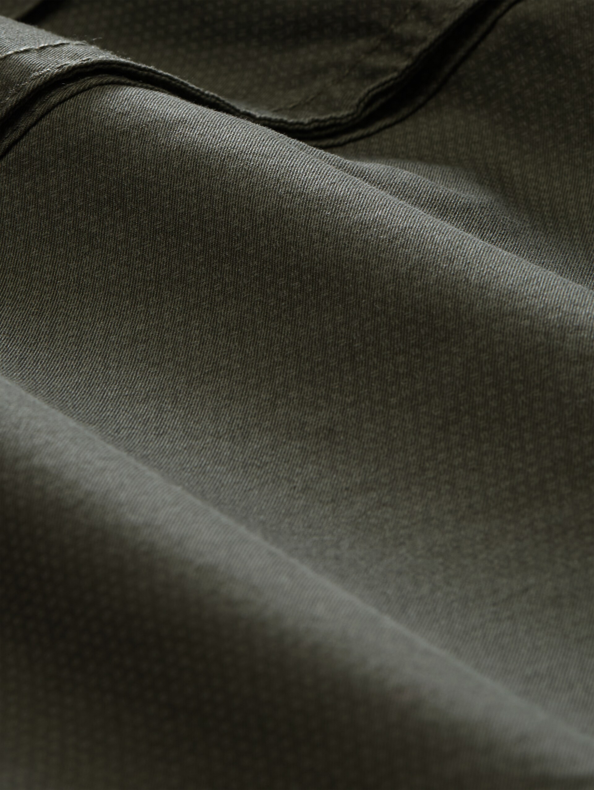TTMAX REGULAR Overknee Shorts mit Gürtel - khaki mini weave print - Material-Ansicht