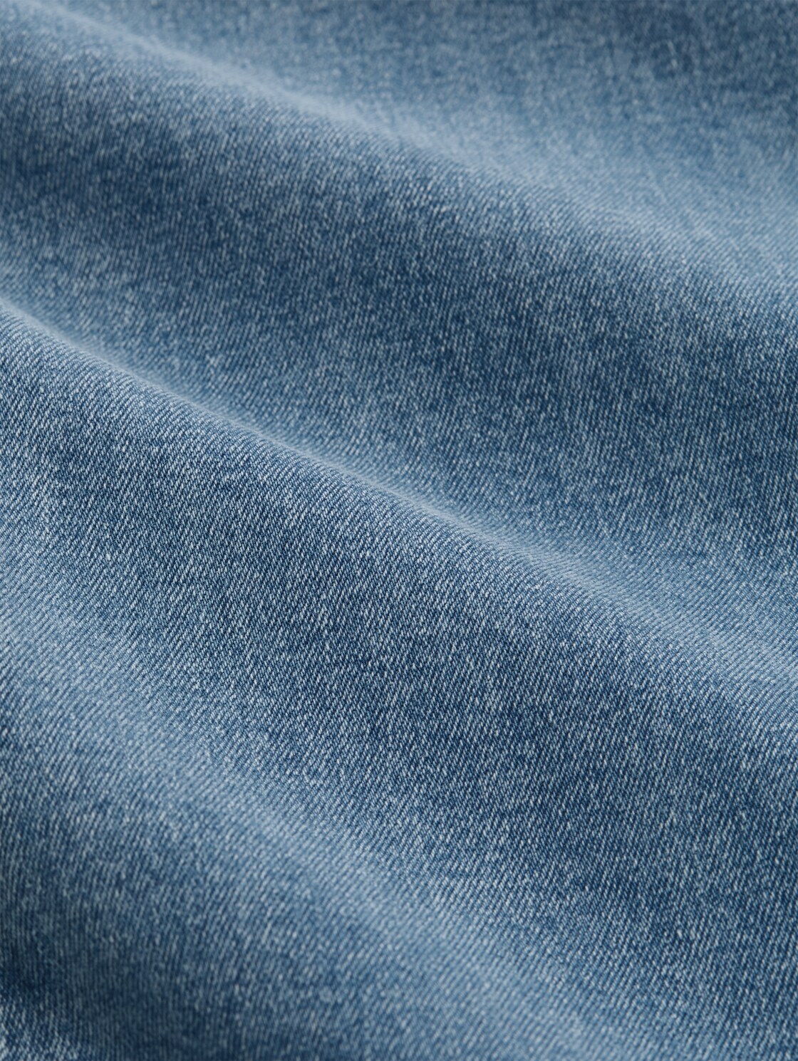 TTAVA FLARED Jeans mit aufgesetzten Taschen - Light Stone Blue Denim - Material-Ansicht