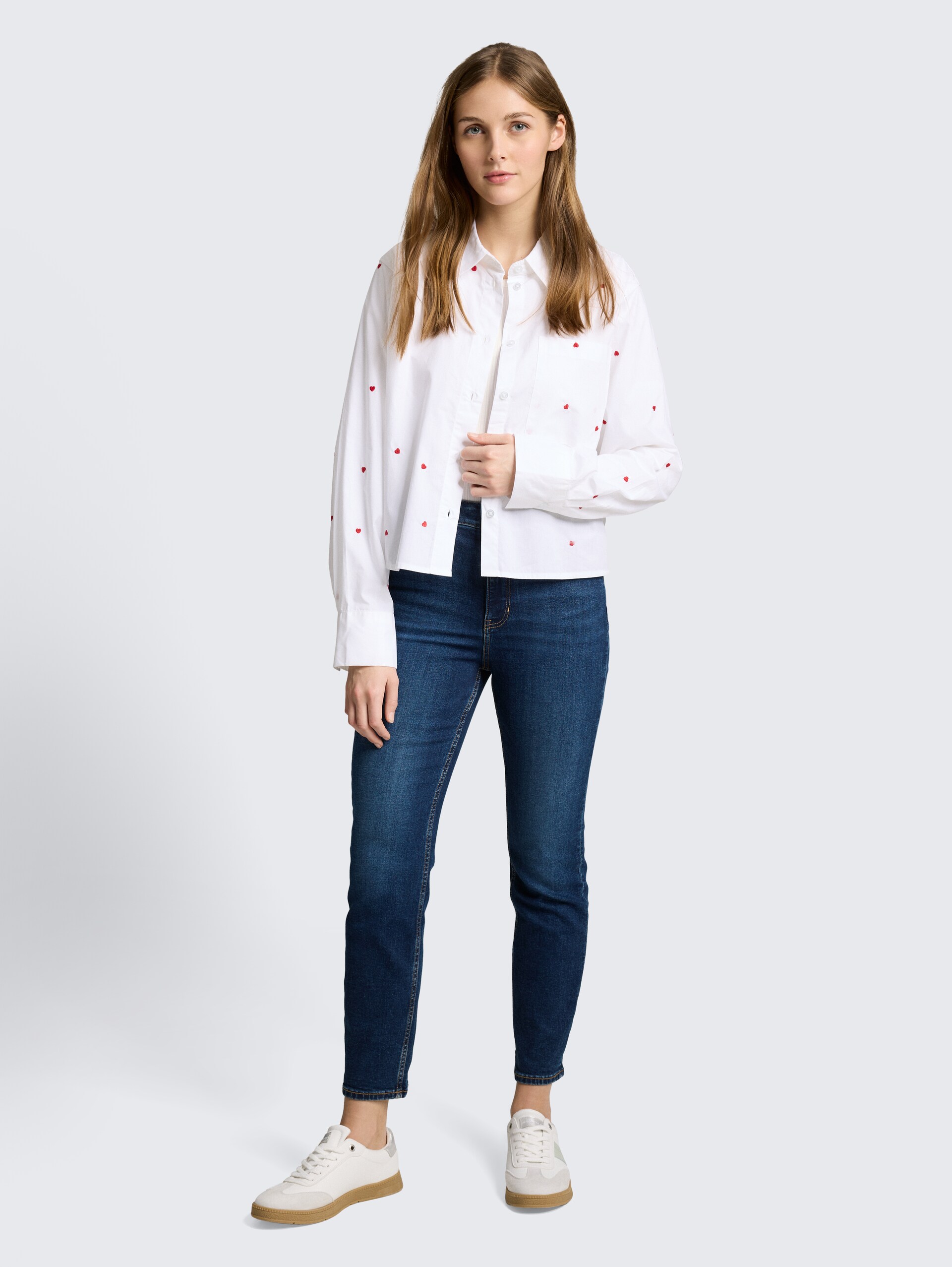 TTLOTTE SLIM Jeans - Used Mid Stone Blue Denim - Model-Vorderansicht