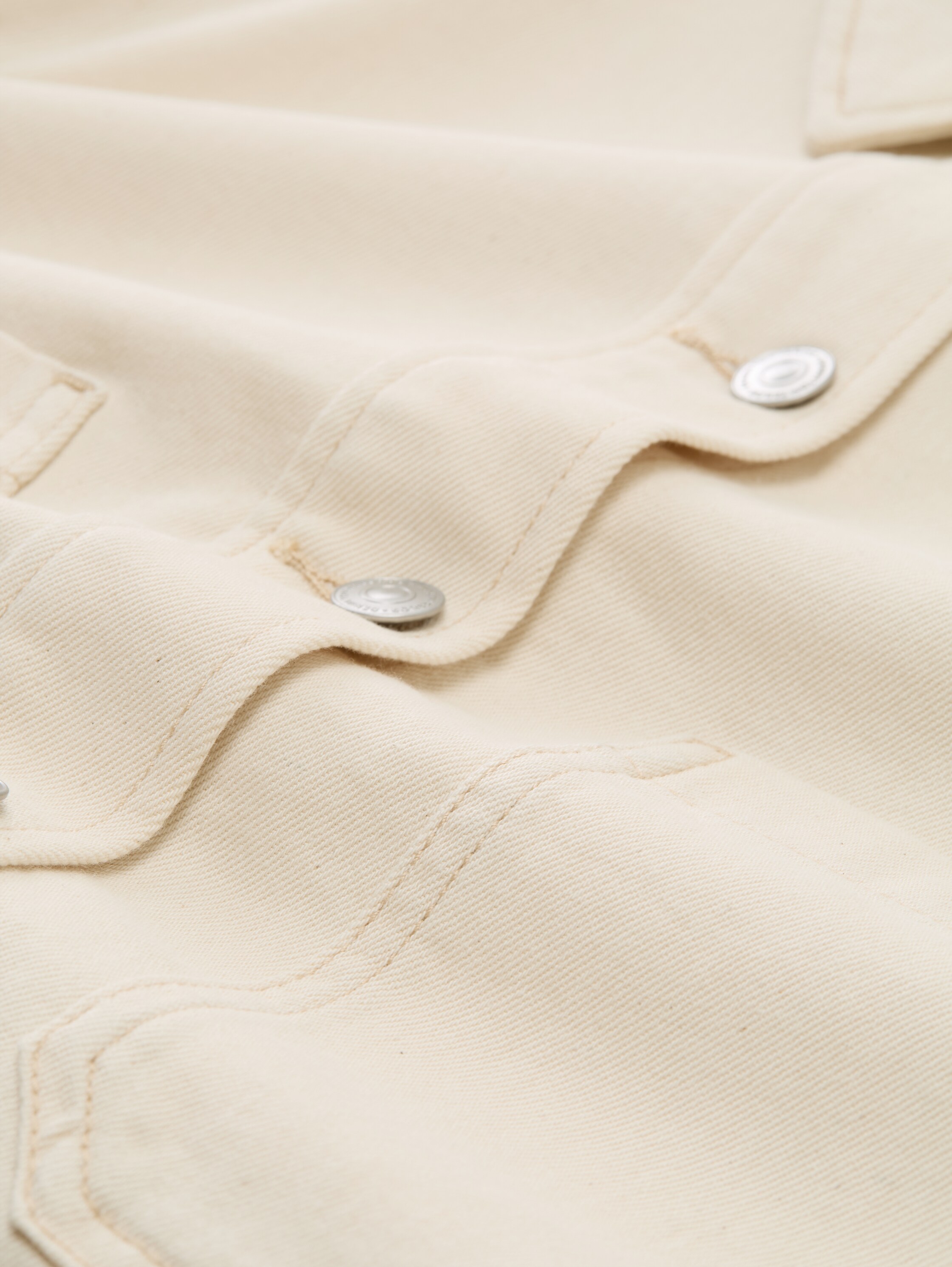 Denim jacket with patch pockets - raw offwhite denim - Product detail view