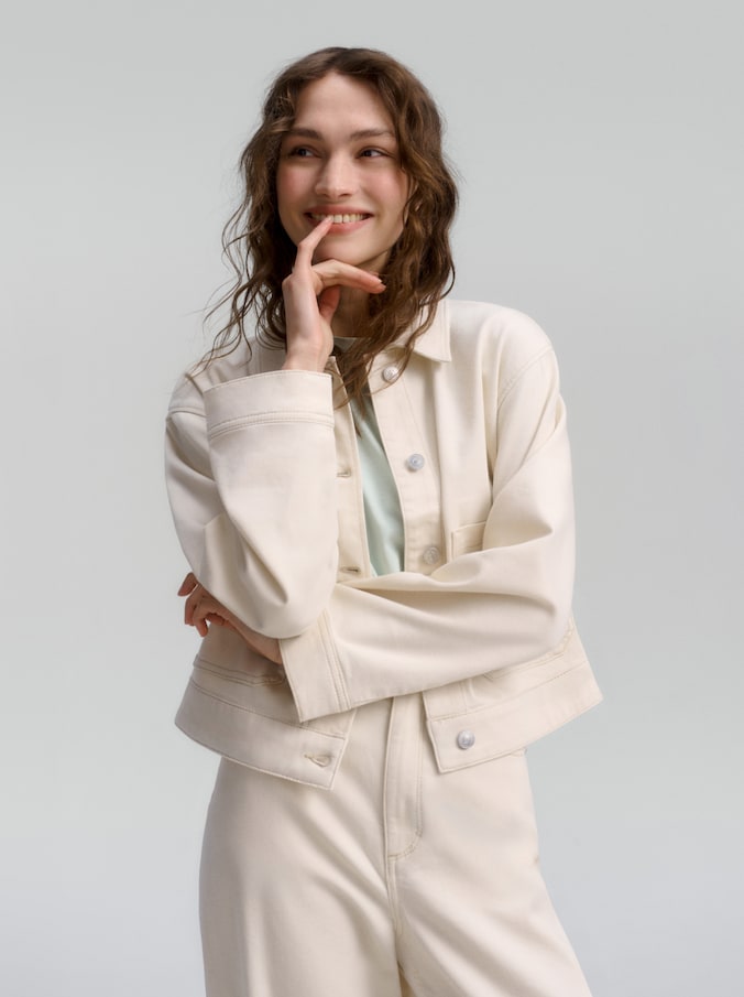 Jeansjacke mit aufgesetzten Taschen von Denim Female, raw offwhite denim