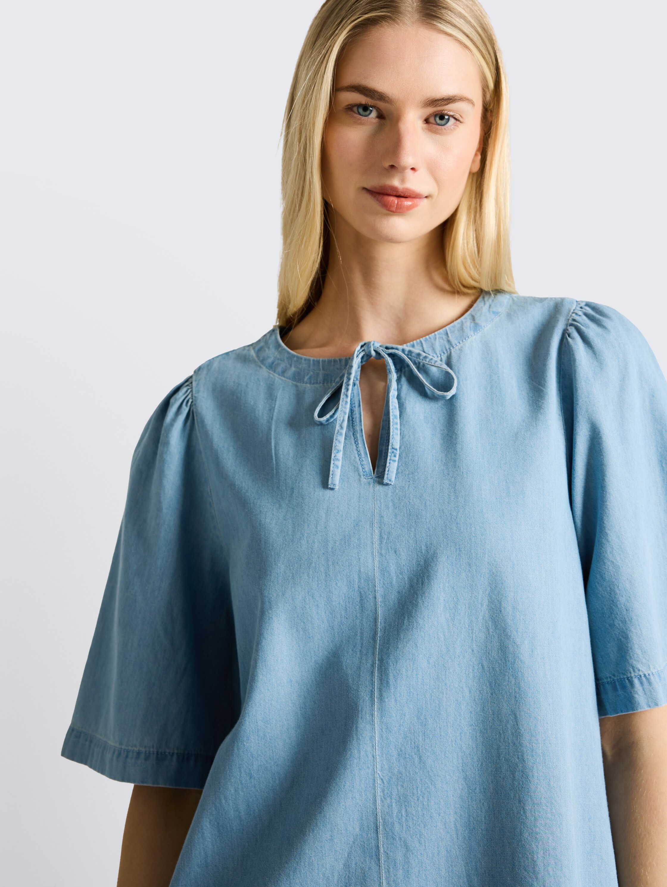 Mini denim dress with slit pockets - clean_light_stone_blue_denim - 