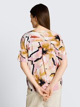 Blouse à motifs - big abstract flower print - Découpe Vue arrière du modèle