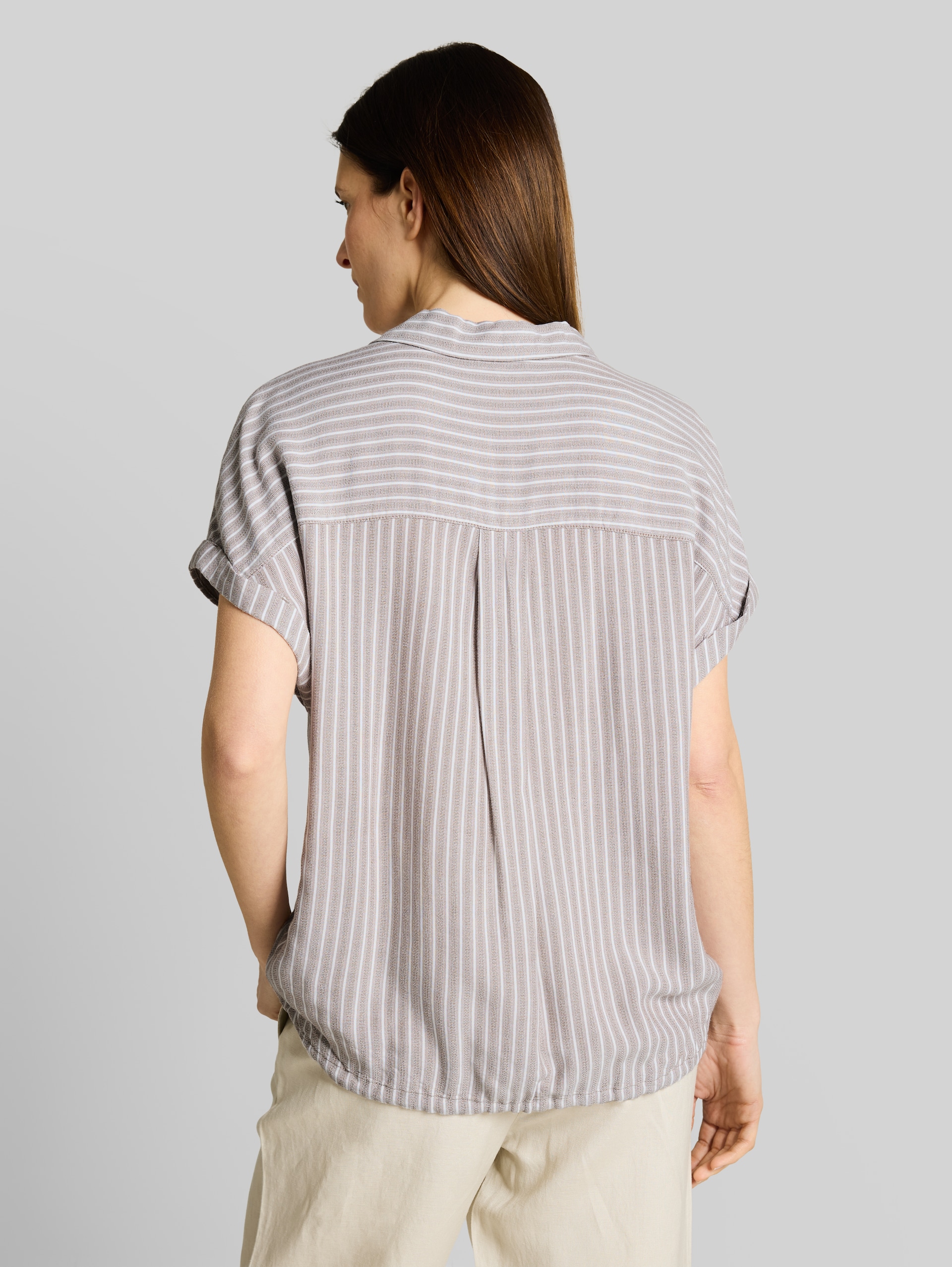Blouse loose fit à rayures - taupe grey white stripe - Découpe Vue arrière du modèle