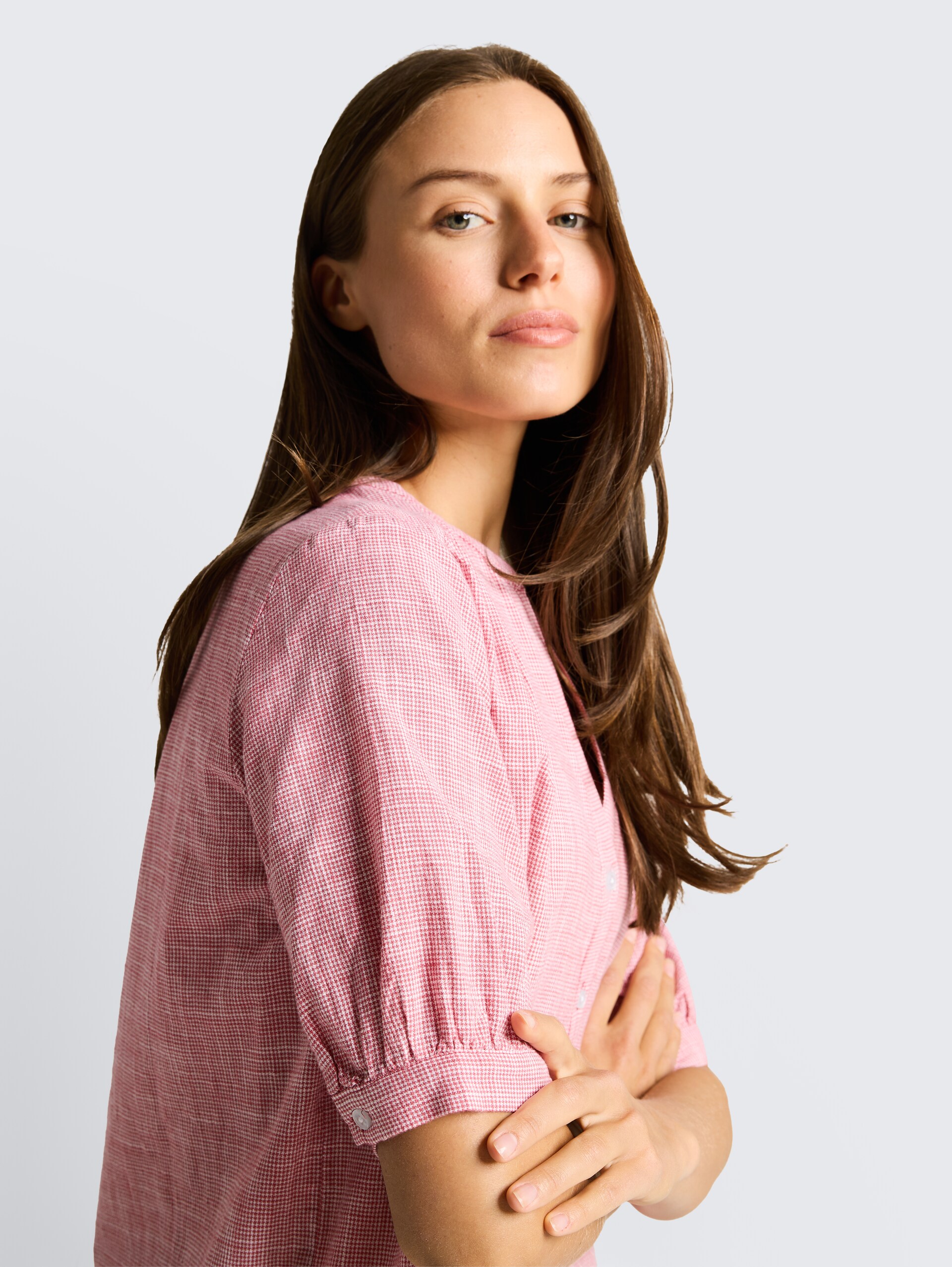 Cotton blouse - cozy pink - Detail model view