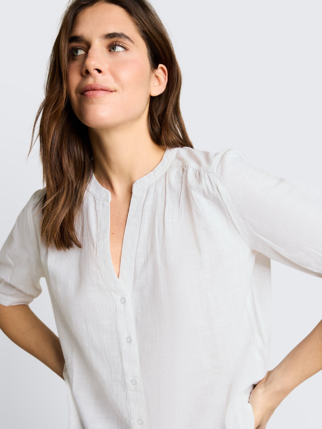 Blouse van katoen - White - Detailaanzicht model