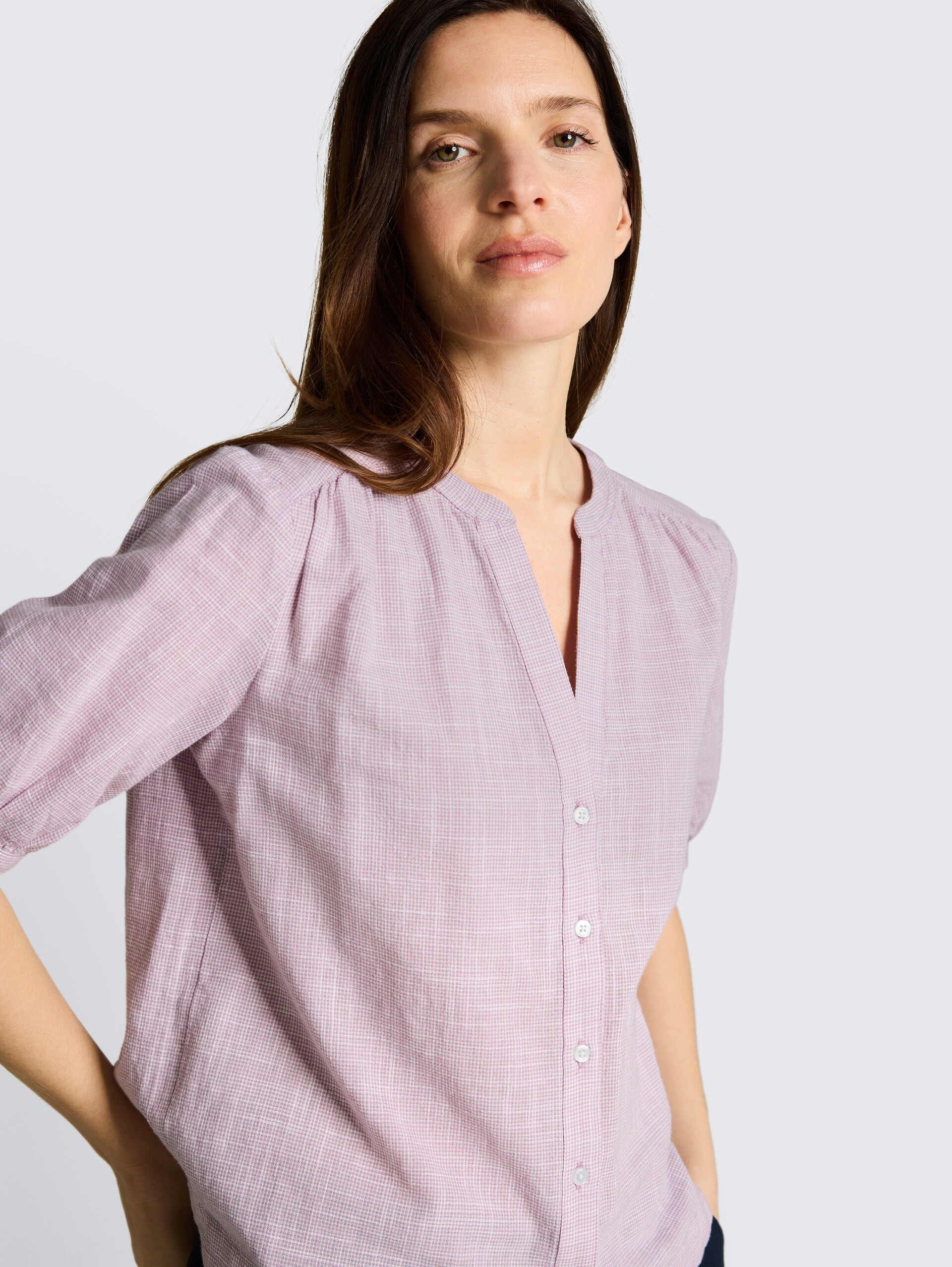 Blouse van katoen - light elderberry - Detailaanzicht model