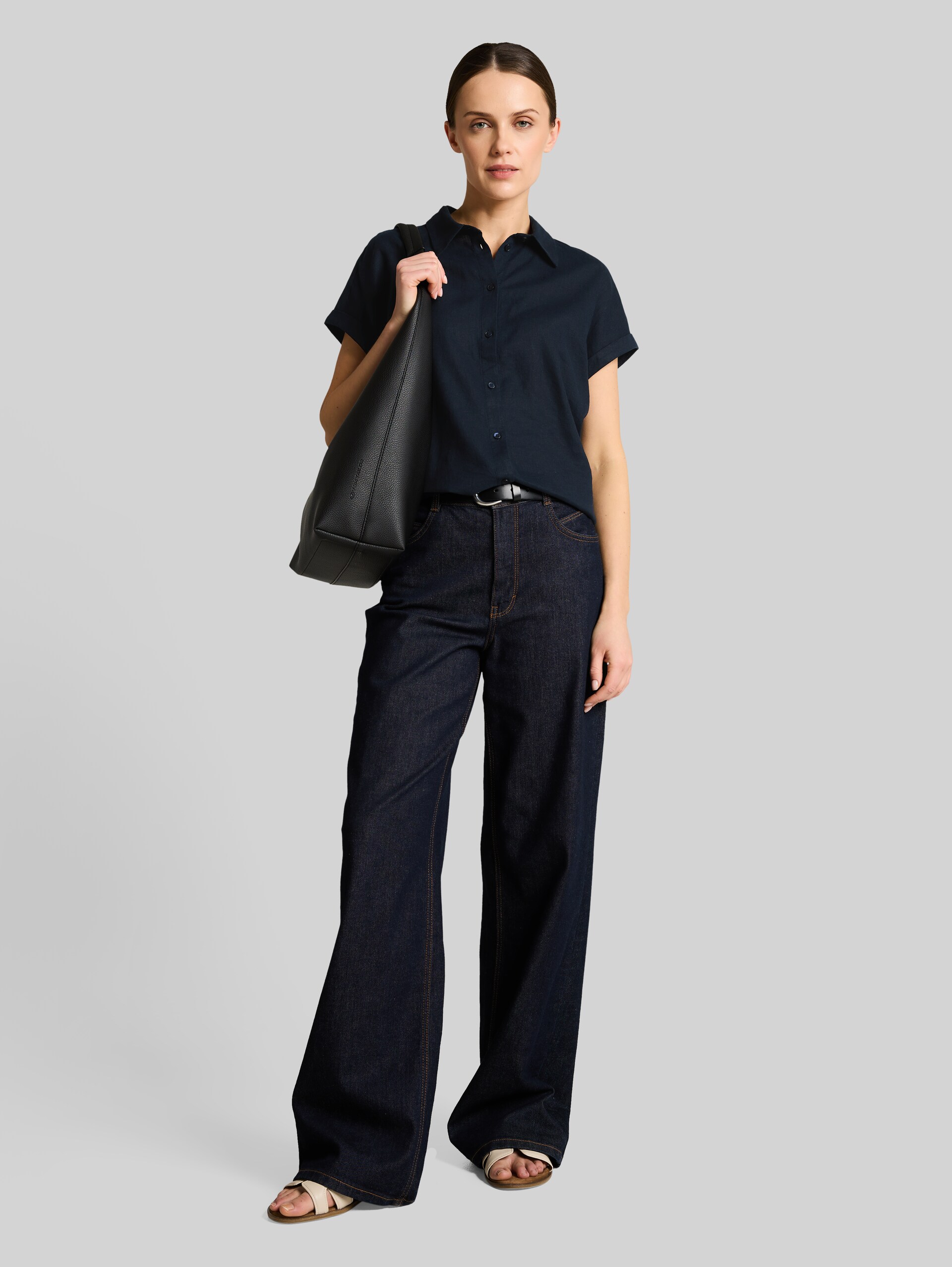 Loose fit blouse with linen blend - sky captain blue - Model front view