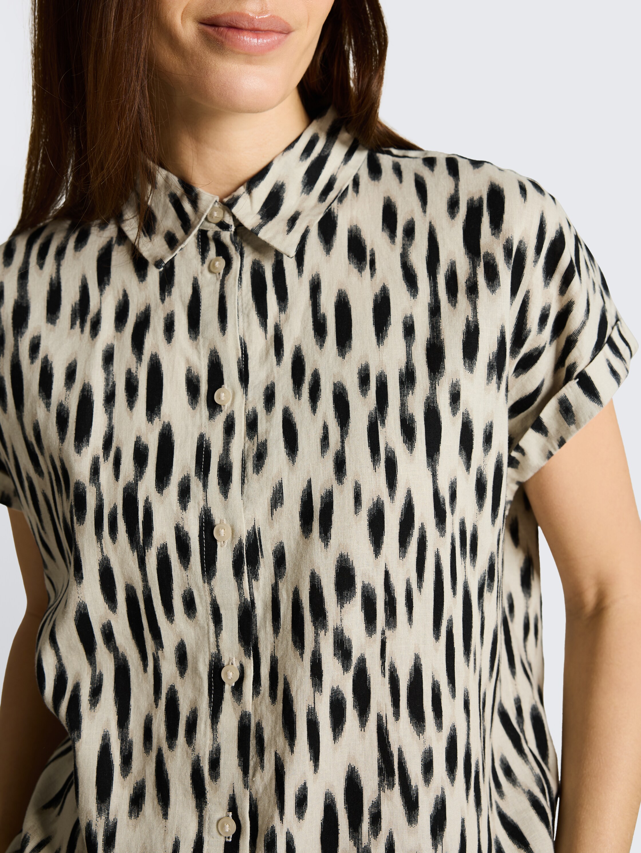 Losvallende blouse met linnen - sand_stone_beige_abstract_dot - 