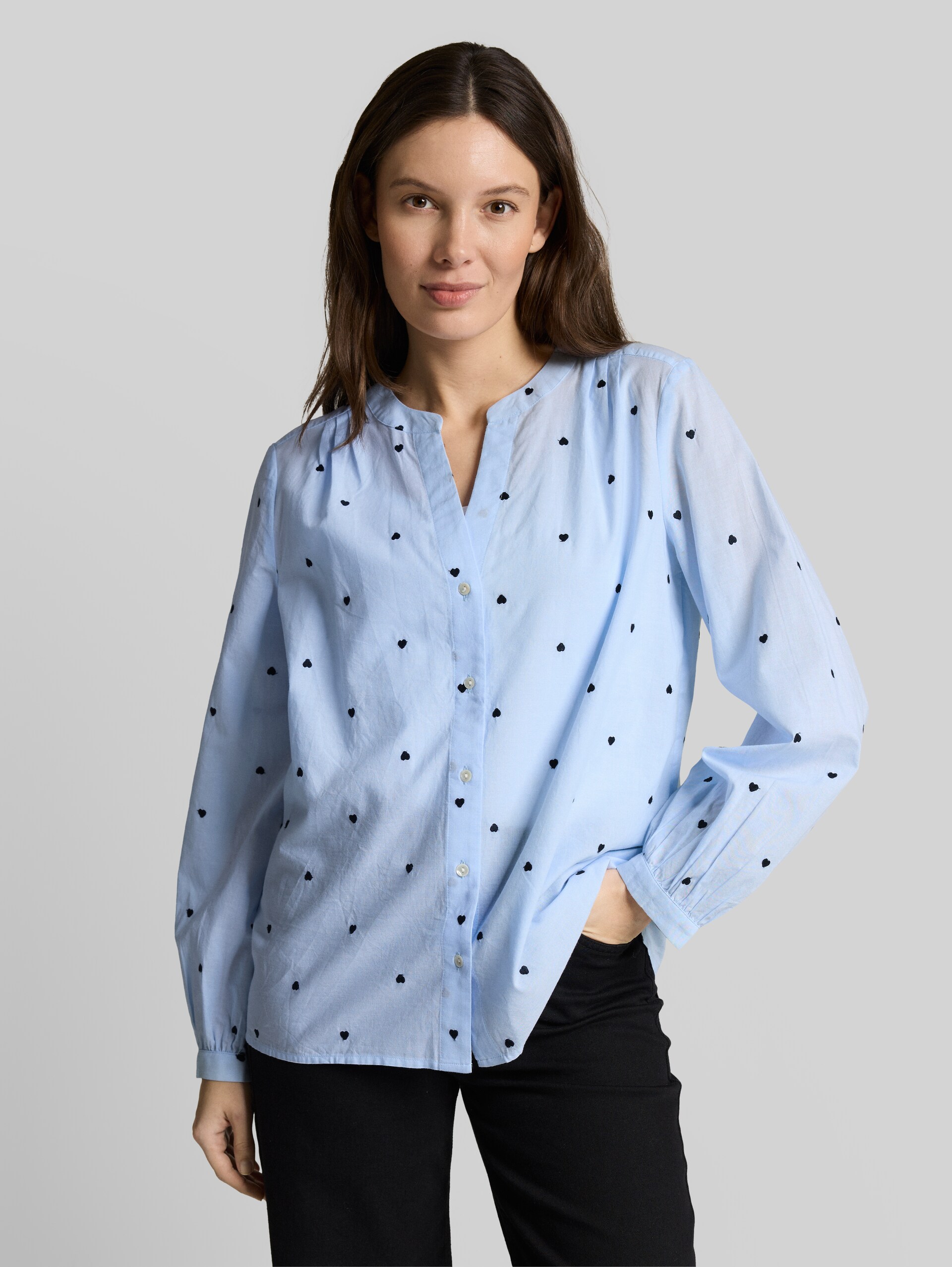 Blouse with heart embroidery - blue heart design - Neckline model front view