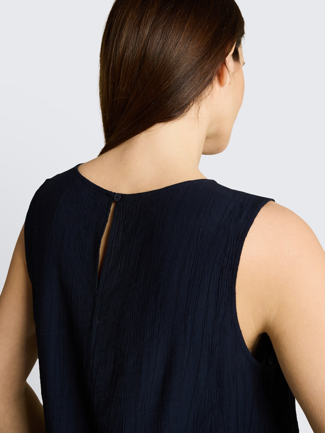 Crepe blouse top with round neckline - sky captain blue - Detail model view