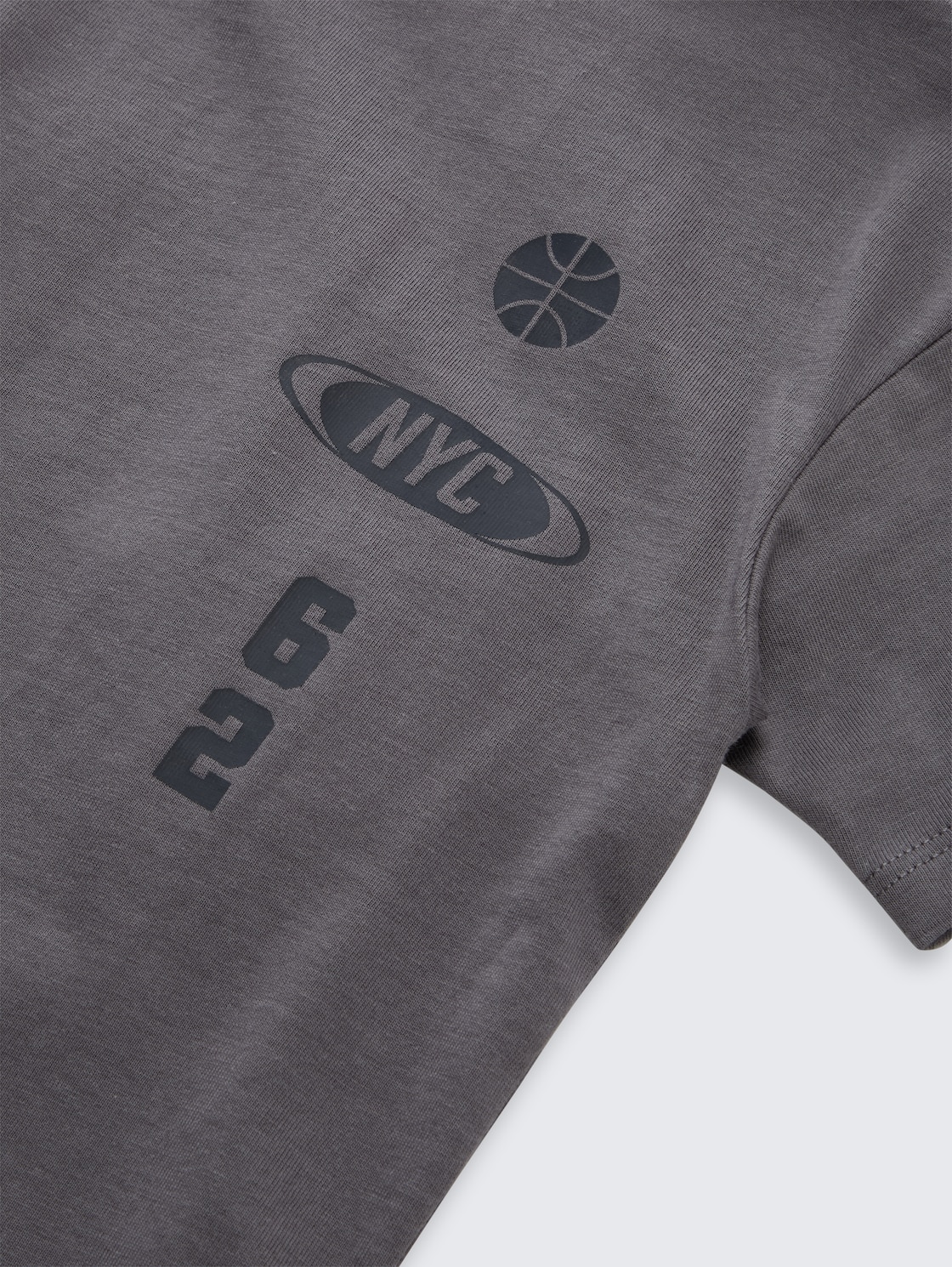 Oversize T-Shirt mit Rückenprint - dark urban grey - Detail-Model-Ansicht