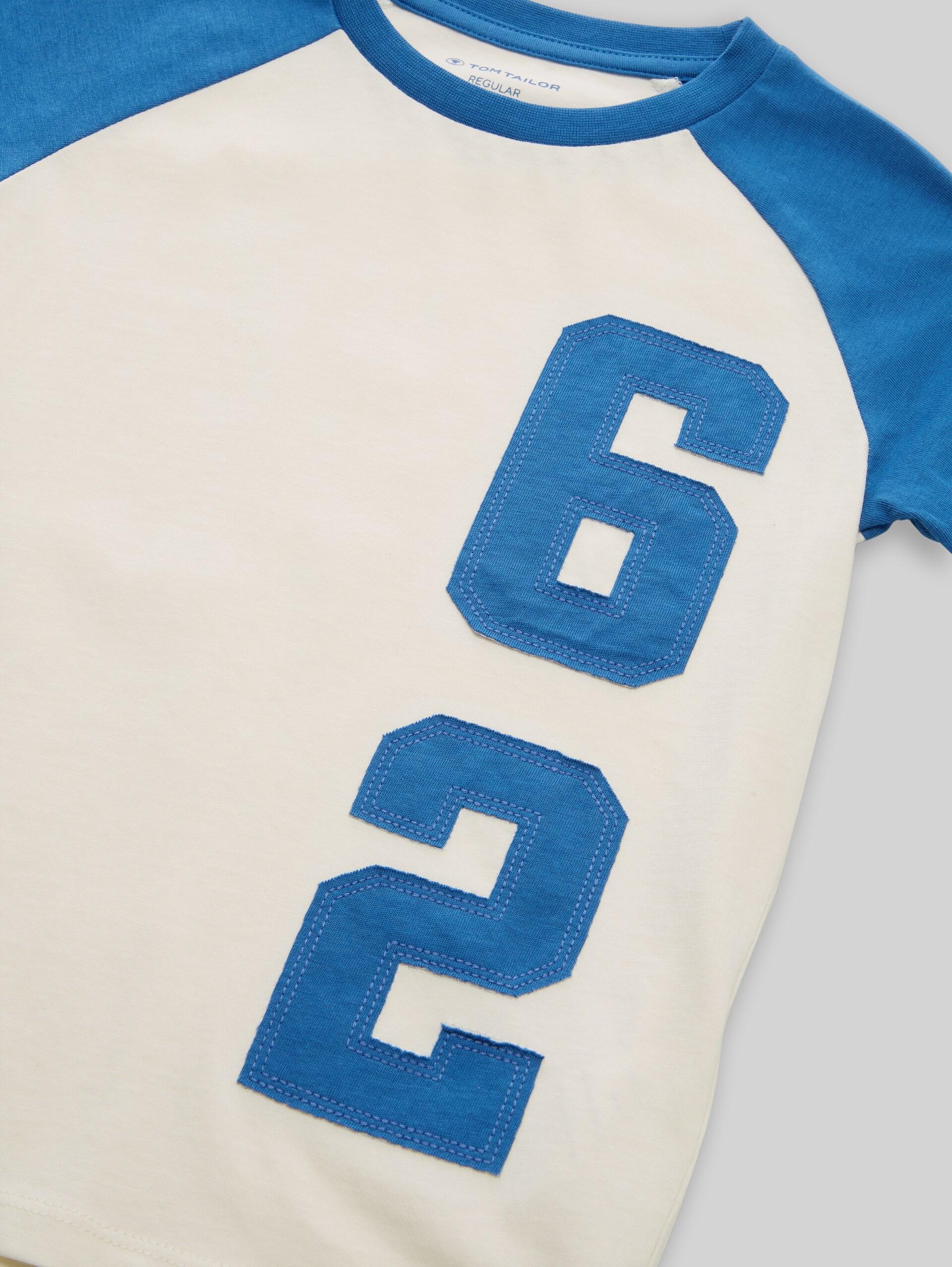 Cotton raglan T-shirt - Wool White - Detail model view