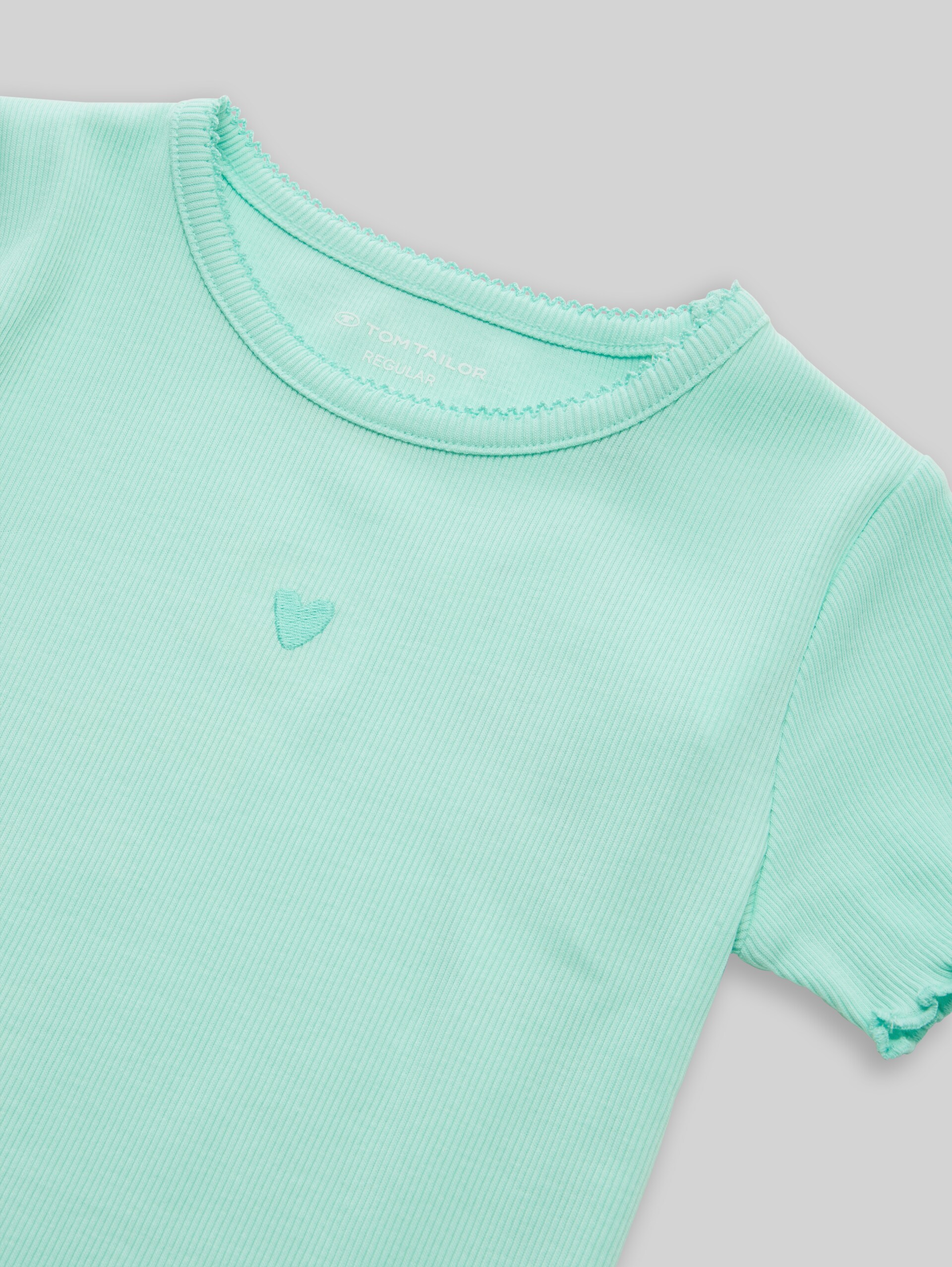 T-shirt with embroidery - Light Mint - Detail model view