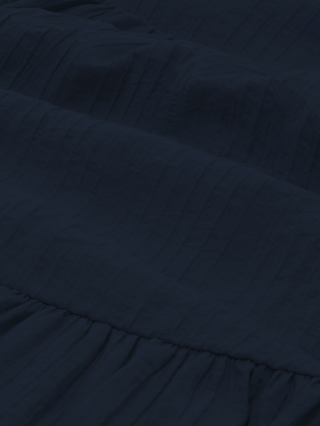 Crinkle Kleid mit Volants - sky captain blue - Material-Ansicht