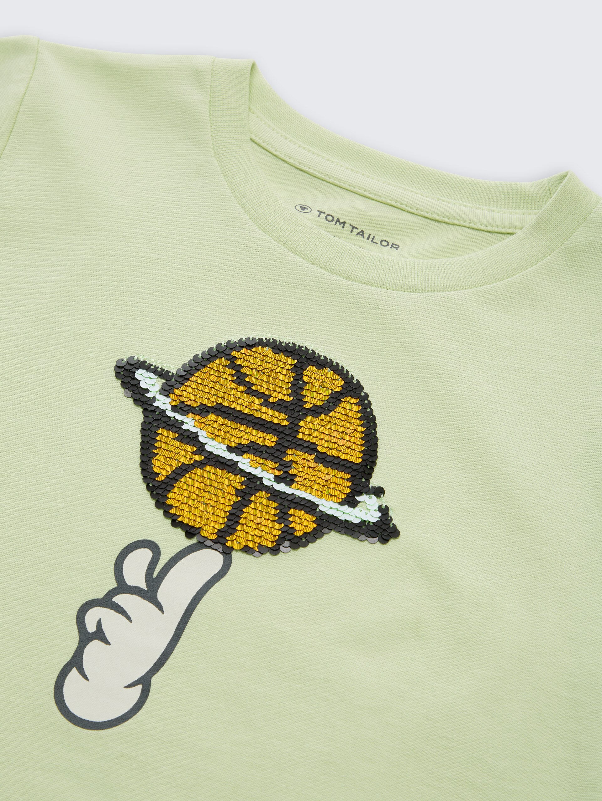 T-Shirt mit Wendepailletten - frozen lime green - Detail-Model-Ansicht