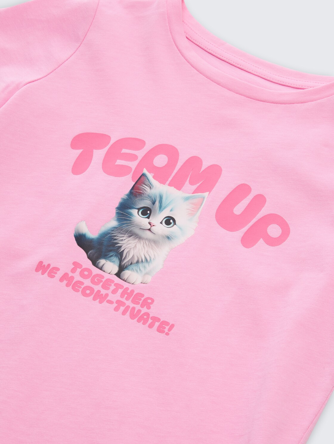 T-Shirt mit Foto-Print - lovely pink - Detail-Model-Ansicht