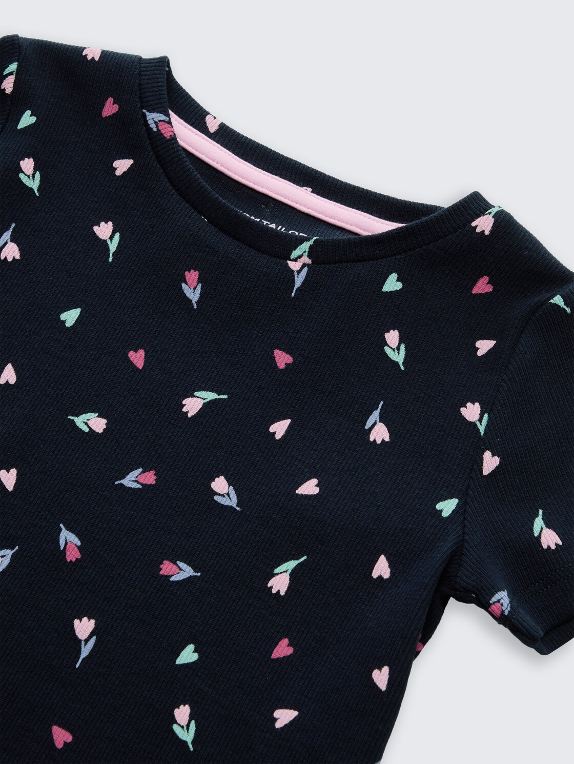 Ripp T-Shirt mit Blumenmuster - dark blue tulip print small - Detail-Model-Ansicht