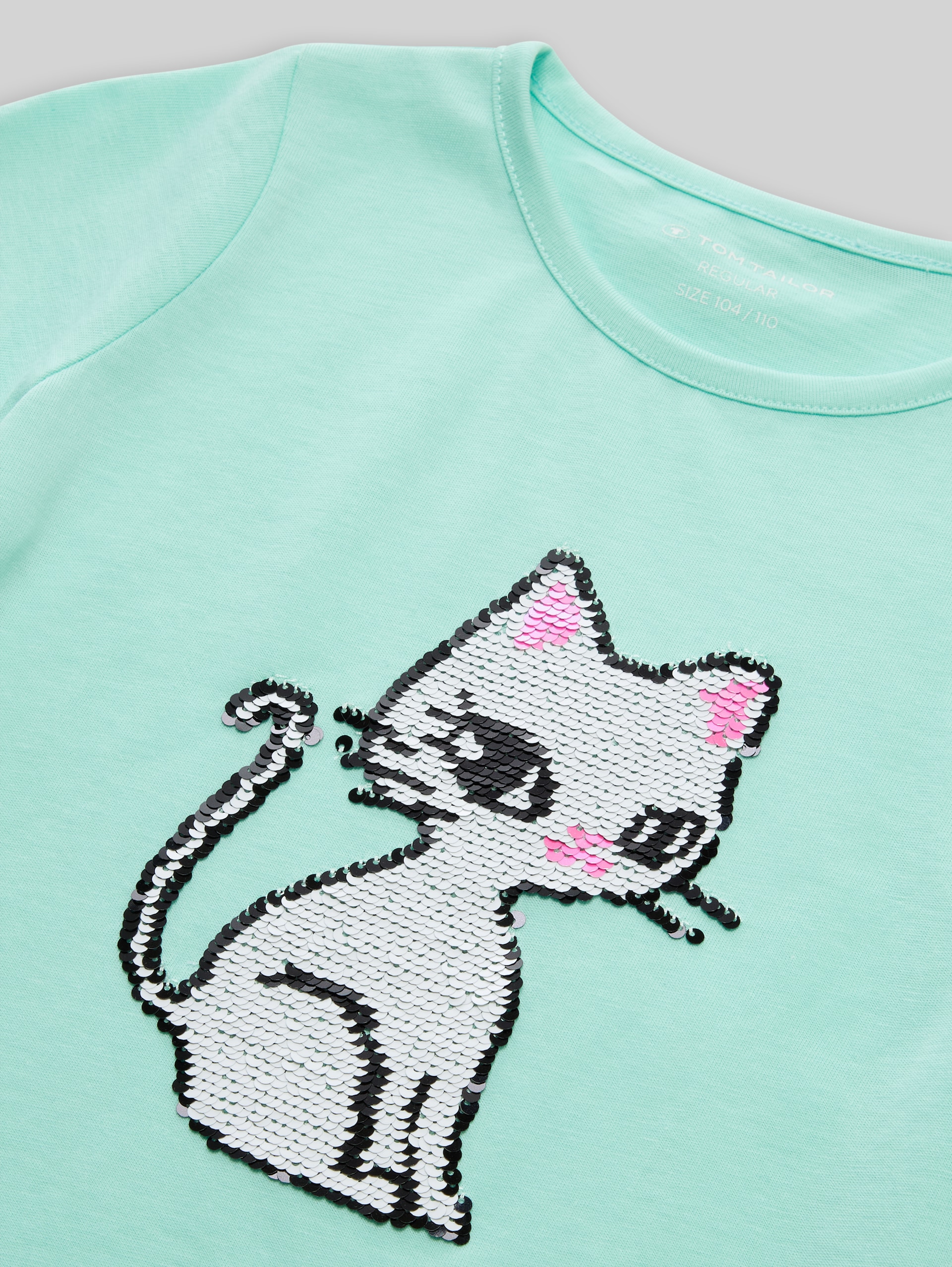 T-shirt with reversible sequins - Light Mint - Detail model view