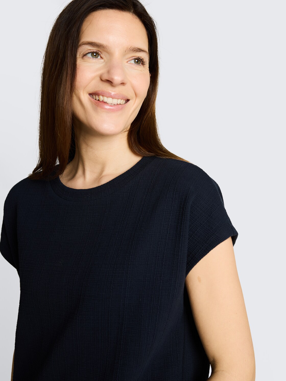 Loose Fit Midi-Kleid - sky captain blue - Detail-Model-Ansicht