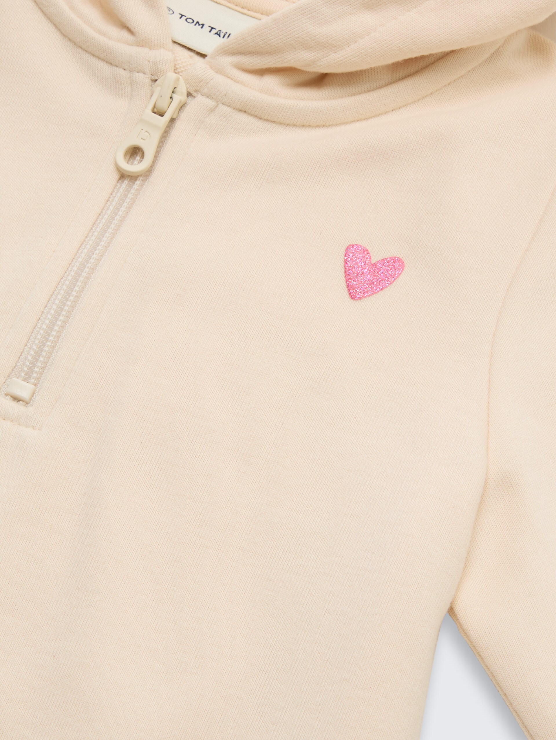 Hoodie met print op de rug - light almond - Detailaanzicht model