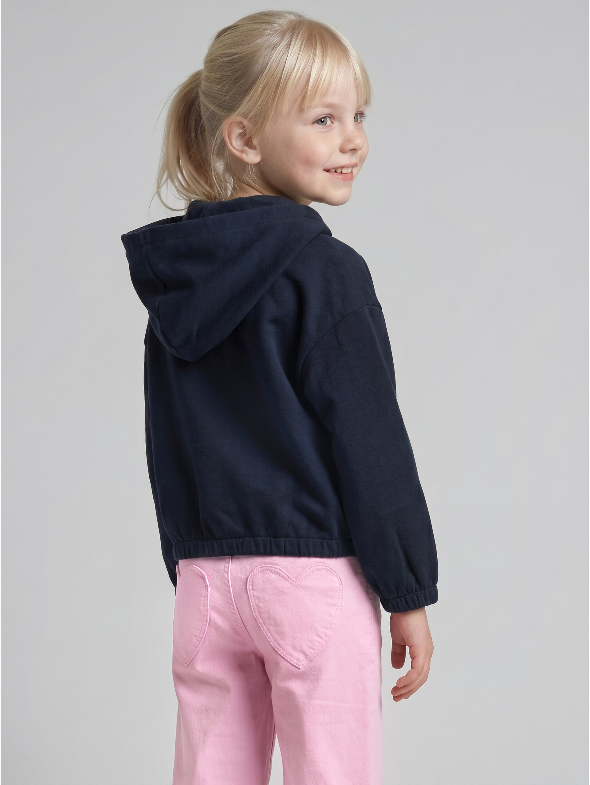 Cropped hooded sweatshirt with embroidery - sky captain blue - Neckline model-back view