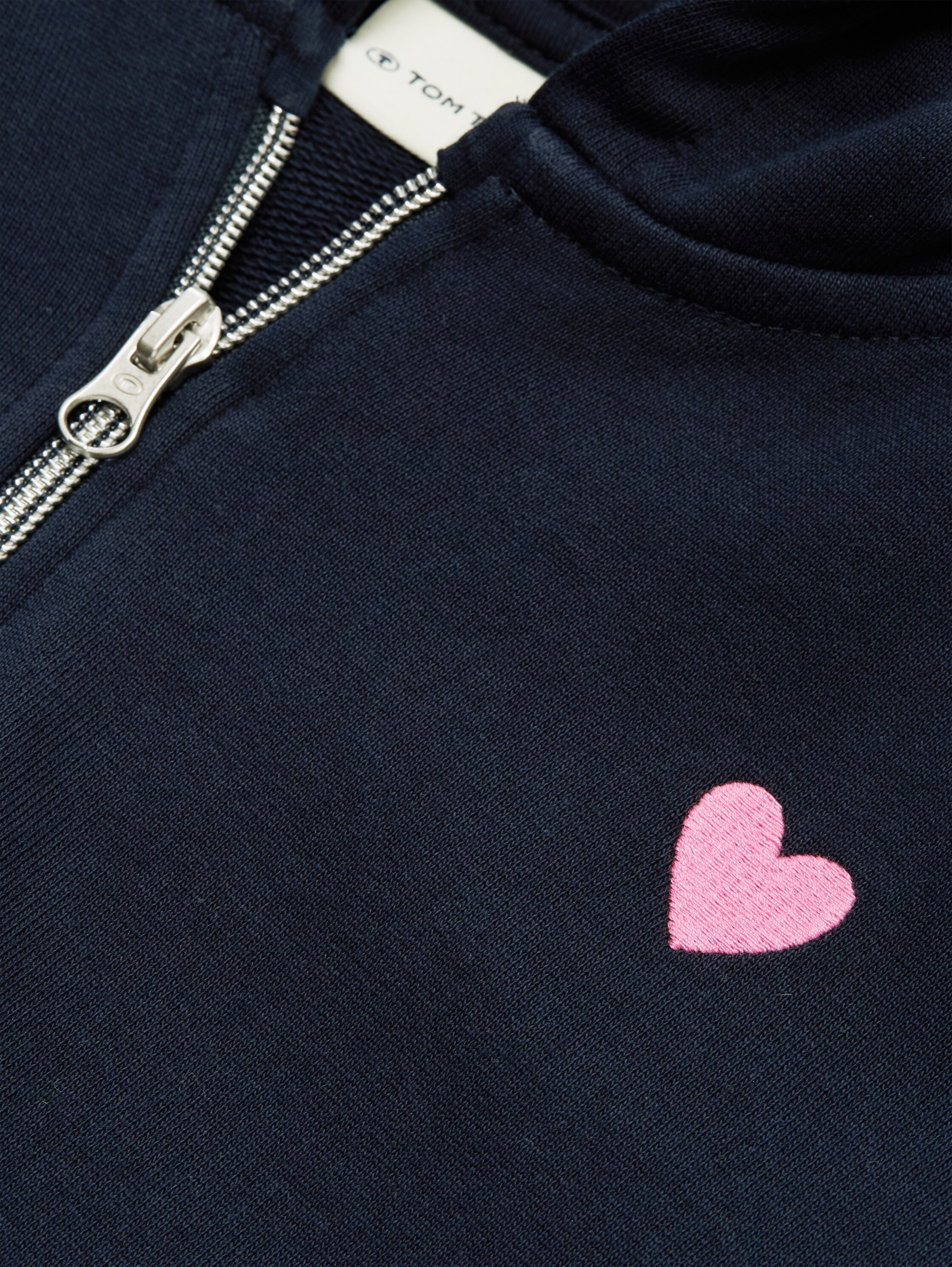 Cropped hoodie sweat jacket with embroidery - sky captain blue - Detail model view