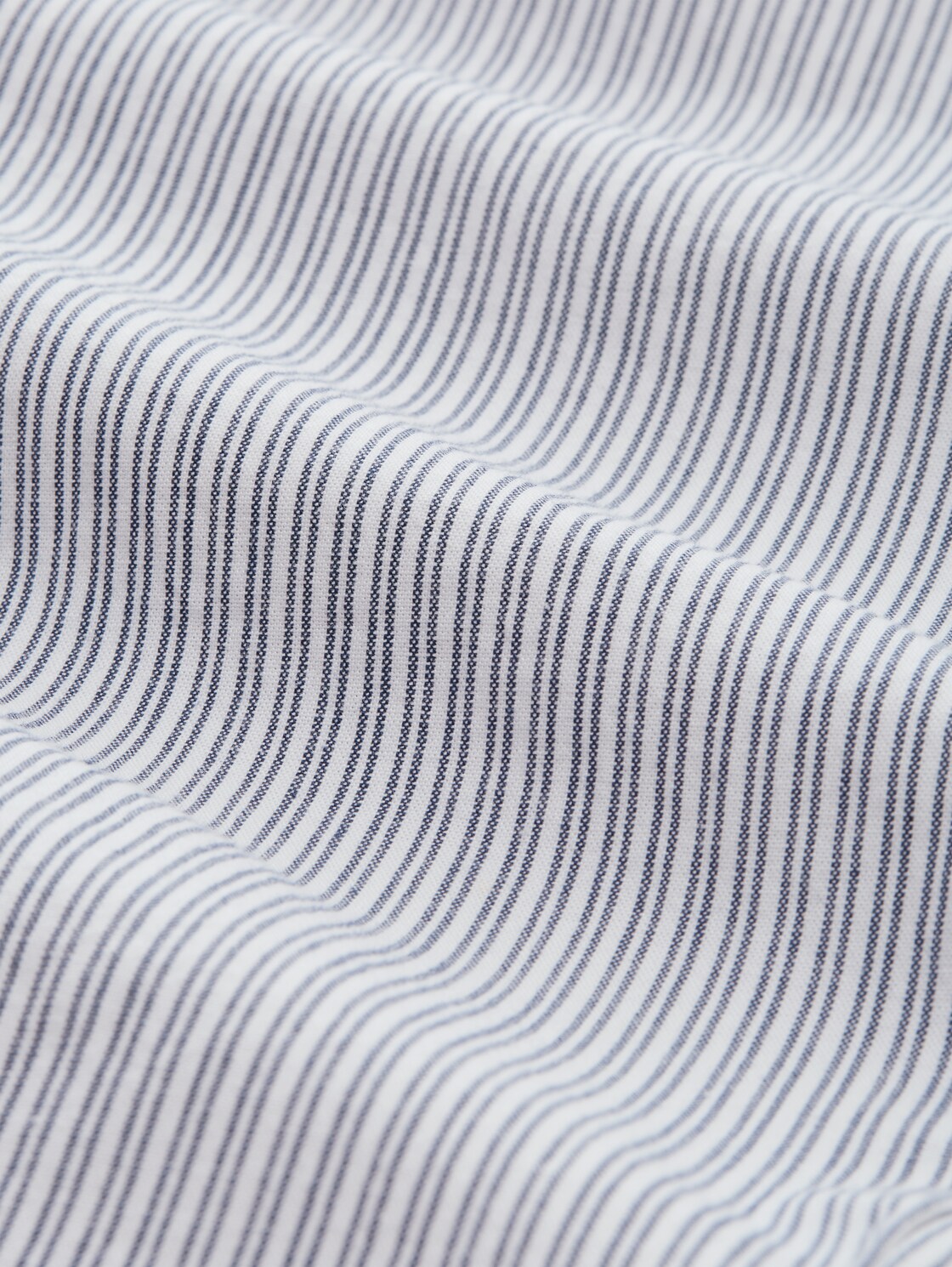 Tapered Relaxed Hose mit Streifenmuster - white navy irregular stripe - Material-Ansicht